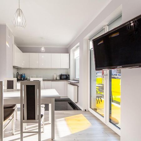 Kolorowe Balkony - Sloneczny Apartament W Miedzyzdrojach By Noclegi Renters Miedzyzdroje Dış mekan fotoğraf